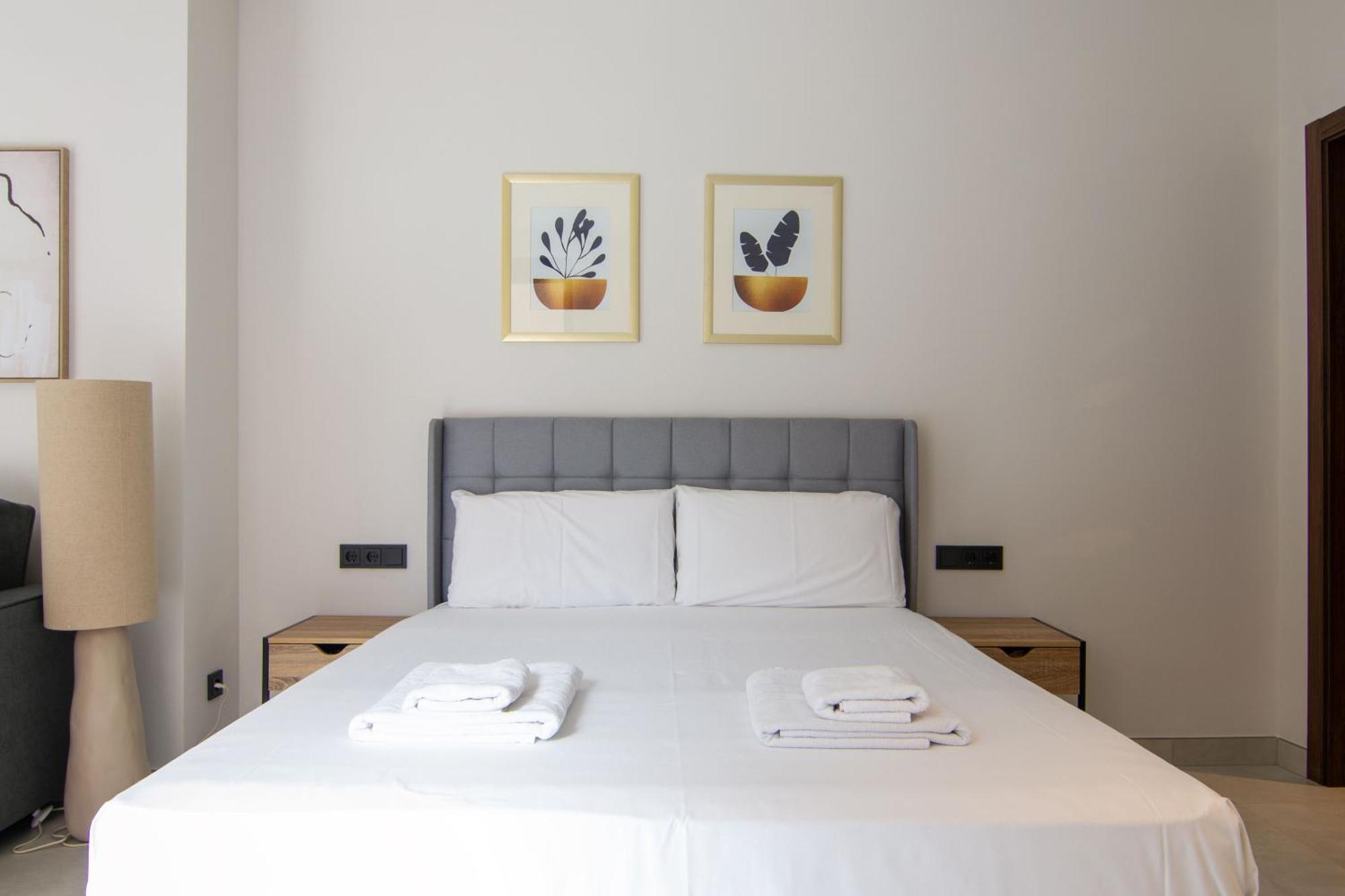 Ferienwohnung Vlc Host - Luz Casanova Valencia Exterior foto